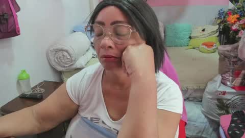 mrs_mommy online show from March 2026 08:31:01 PM