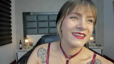 Snapshot of mrs_regina_clk chatting on June 2026 04:17:02 AM Regina online show from June 2026 04:17:02 AM
