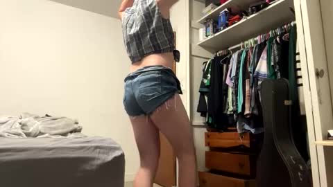 Snapshot of mrsissy812575 chatting on May 2026 10:48:01 PM mrsissy812575 online show from May 2026 10:48:01 PM