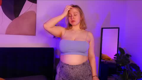 Molly online show from February 2025 05:43:02 AM