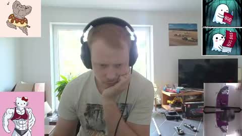 Snapshot of mrzaasch chatting on July 2026 07:33:01 AM Sascha online show from July 2026 07:33:01 AM