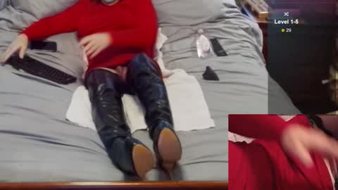 Snapshot of ms_jen chatting on November 2025 03:05:01 PM Jennifer online show from November 2025 03:05:01 PM