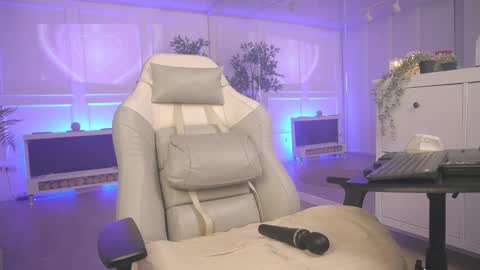 Samantha online show from March 2025 03:40:01 AM