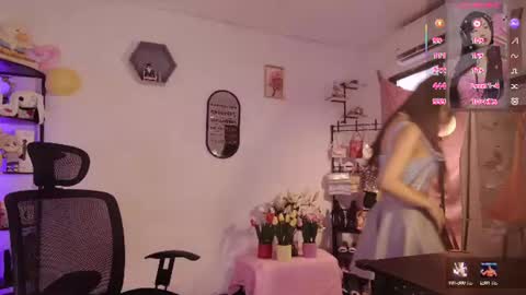 Snapshot of ms_lissa chatting on June 2026 06:09:02 PM MISS LISSA online show from June 2026 06:09:02 PM
