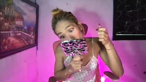 Snapshot of ms_maureenx69x chatting on April 2026 07:02:02 AM ms_maureenx69x online show from April 2026 07:02:02 AM