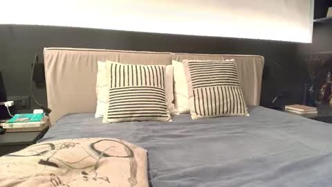 Melanie online show from October 2025 07:50:01 AM