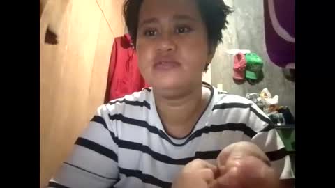 Nathalie online show from December 2025 10:31:01 AM