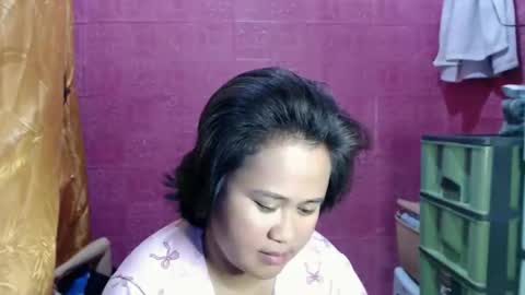 Nathalie online show from April 2026 04:50:02 AM