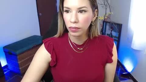 Sofia online show from March 2025 06:34:01 PM