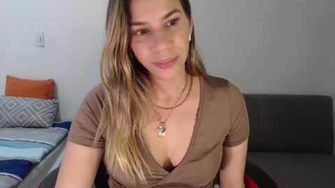 Sofia online show from October 2025 02:52:01 AM
