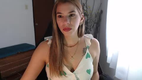 Snapshot of ms_sofiax chatting on April 2026 04:05:01 PM Sofia online show from April 2026 04:05:01 PM