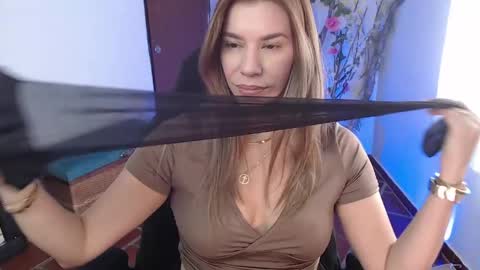 Snapshot of ms_sofiax chatting on April 2026 08:57:02 PM Sofia online show from April 2026 08:57:02 PM
