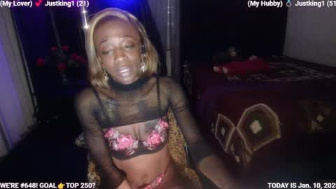 Snapshot of ms_waterworks chatting on January 2025 05:41:02 AM DaPussyFairy online show from January 2025 05:41:02 AM