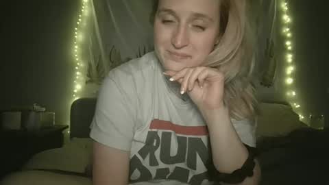 Snapshot of msclairewhatever chatting on April 2026 06:05:02 AM msclairewhatever online show from April 2026 06:05:02 AM