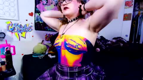 Cunty Luxxe online show from May 2026 06:54:01 AM
