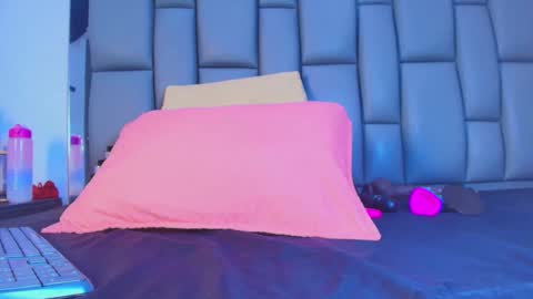 FERNANDA 3 online show from March 2026 12:09:01 PM