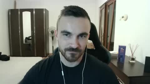 Snapshot of mu5clemania chatting on April 2026 08:21:01 PM Victor online show from April 2026 08:21:01 PM