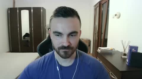 Snapshot of mu5clemania chatting on April 2026 05:32:02 PM Victor online show from April 2026 05:32:02 PM