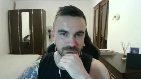 Snapshot of mu5clemania chatting on May 2026 06:24:02 PM Victor online show from May 2026 06:24:02 PM