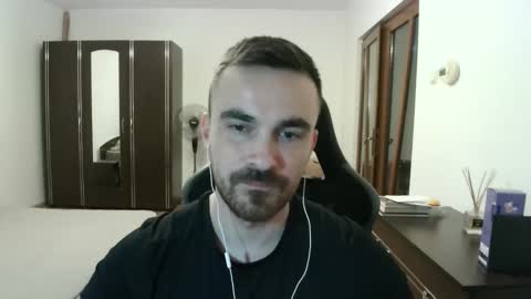 Snapshot of mu5clemania chatting on May 2026 06:16:02 PM Victor online show from May 2026 06:16:02 PM