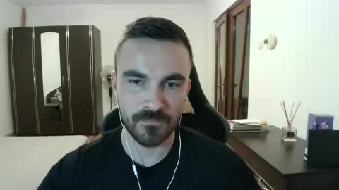 Snapshot of mu5clemania chatting on May 2026 07:12:01 PM Victor online show from May 2026 07:12:01 PM