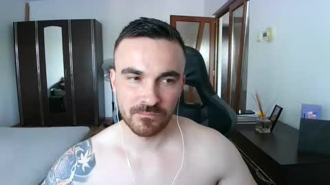 Snapshot of mu5clemania chatting on May 2026 03:08:02 PM Victor online show from May 2026 03:08:02 PM