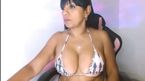 yuli online show from January 2026 07:57:02 AM