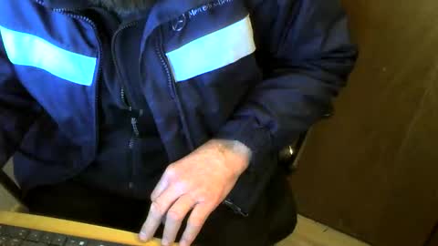 muller520 online show from January 2026 06:18:01 AM