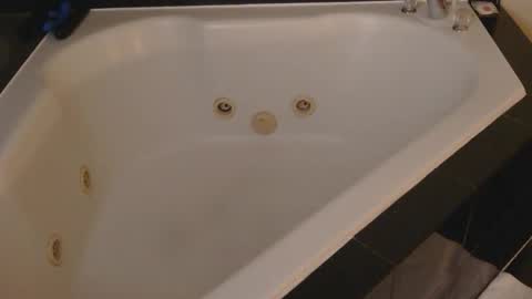 mullysgirl online show from November 2025 12:05:02 PM