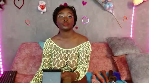 Snapshot of mupitta_sweett chatting on September 2025 06:53:02 PM Leidy online show from September 2025 06:53:02 PM