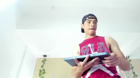 Snapshot of muscle_scott chatting on September 2025 12:20:01 PM muscle scott online show from September 2025 12:20:01 PM