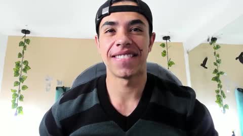 Snapshot of muscle_scott chatting on October 2025 12:06:01 PM muscle scott online show from October 2025 12:06:01 PM