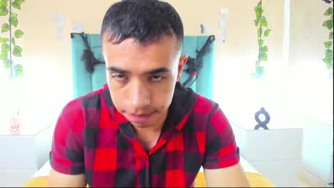 Snapshot of muscle_scott chatting on October 2025 12:08:02 PM muscle scott online show from October 2025 12:08:02 PM