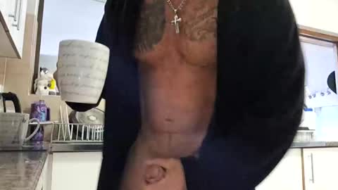 Snapshot of muscledaddy69s chatting on May 2026 05:49:01 AM muscledaddy69s online show from May 2026 05:49:01 AM