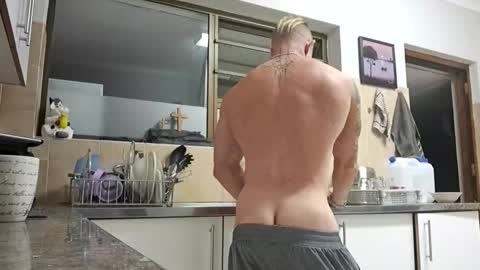 Snapshot of muscledaddy69s chatting on May 2026 01:57:16 AM muscledaddy69s online show from May 2026 01:57:16 AM