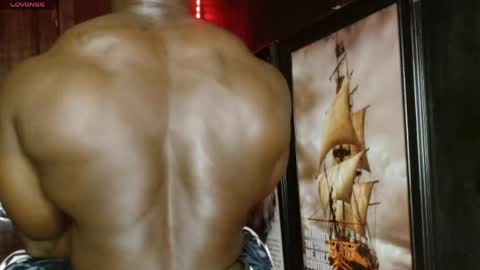 musclegod23 online show from April 2026 01:19:01 AM