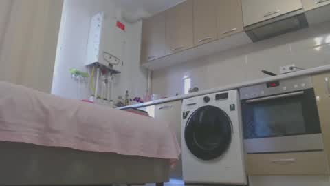 MusclesQueen online show from March 2025 12:55:02 PM