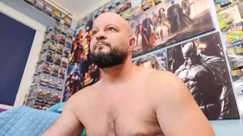 Snapshot of muscular_bear chatting on July 2026 06:39:02 AM Chris online show from July 2026 06:39:02 AM