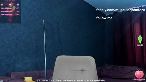 Snapshot of muscularjohnforu chatting on September 2025 08:27:02 AM click icon for peach  online show from September 2025 08:27:02 AM