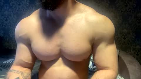 muscularjuggler online show from October 2025 02:20:01 AM