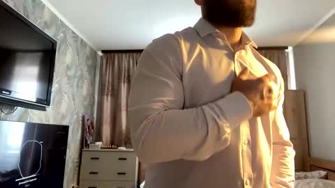 muscularjuggler online show from February 2026 04:27:02 AM