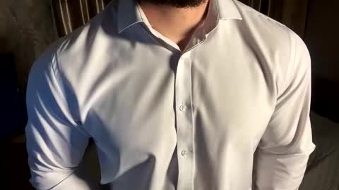 muscularjuggler online show from March 2026 04:00:02 PM