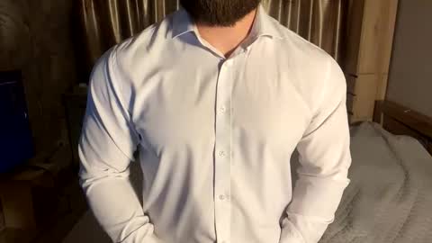 muscularjuggler online show from March 2026 04:11:02 PM