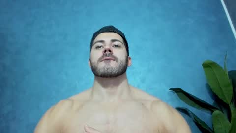 Snapshot of muscularmaster chatting on December 2024 10:02:01 AM muscularmaster onlyfans online show from December 2024 10:02:01 AM