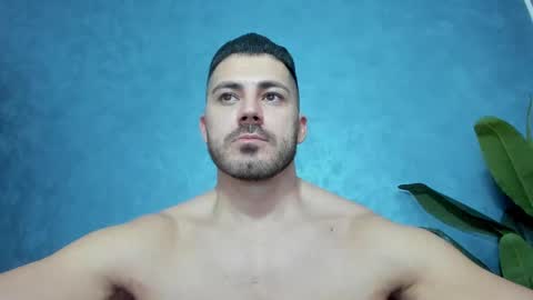 Snapshot of muscularmaster chatting on December 2024 10:20:01 PM muscularmaster onlyfans online show from December 2024 10:20:01 PM