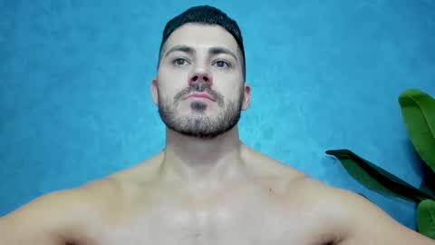 Snapshot of muscularmaster chatting on December 2024 10:03:02 PM muscularmaster onlyfans online show from December 2024 10:03:02 PM
