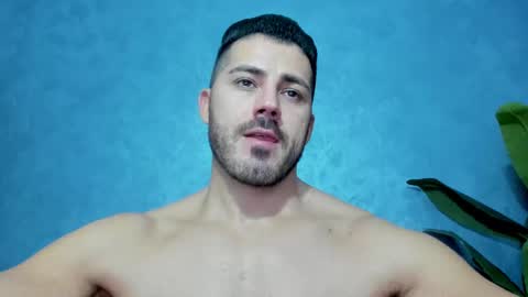 Snapshot of muscularmaster chatting on December 2024 10:23:01 PM muscularmaster onlyfans online show from December 2024 10:23:01 PM