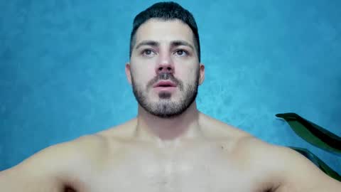 Snapshot of muscularmaster chatting on January 2025 10:56:02 PM muscularmaster onlyfans online show from January 2025 10:56:02 PM