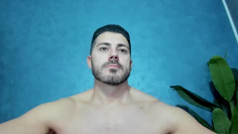 Snapshot of muscularmaster chatting on January 2025 09:36:02 PM muscularmaster onlyfans online show from January 2025 09:36:02 PM