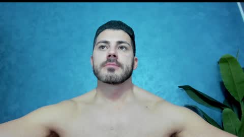 Snapshot of muscularmaster chatting on January 2025 12:37:02 AM muscularmaster onlyfans online show from January 2025 12:37:02 AM
